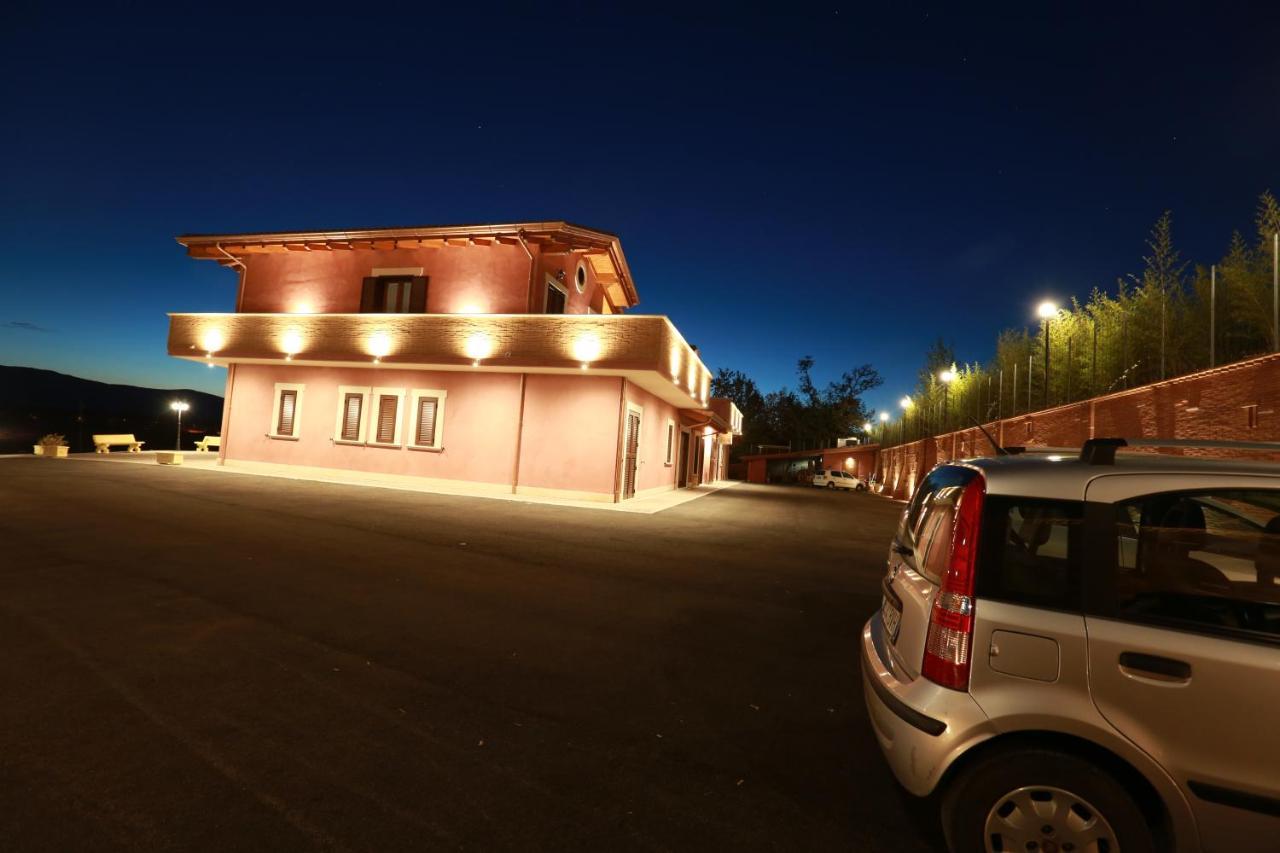 Agriturismo Ciociaro " Il Colle " Hotel Ristorante Ceprano Luaran gambar