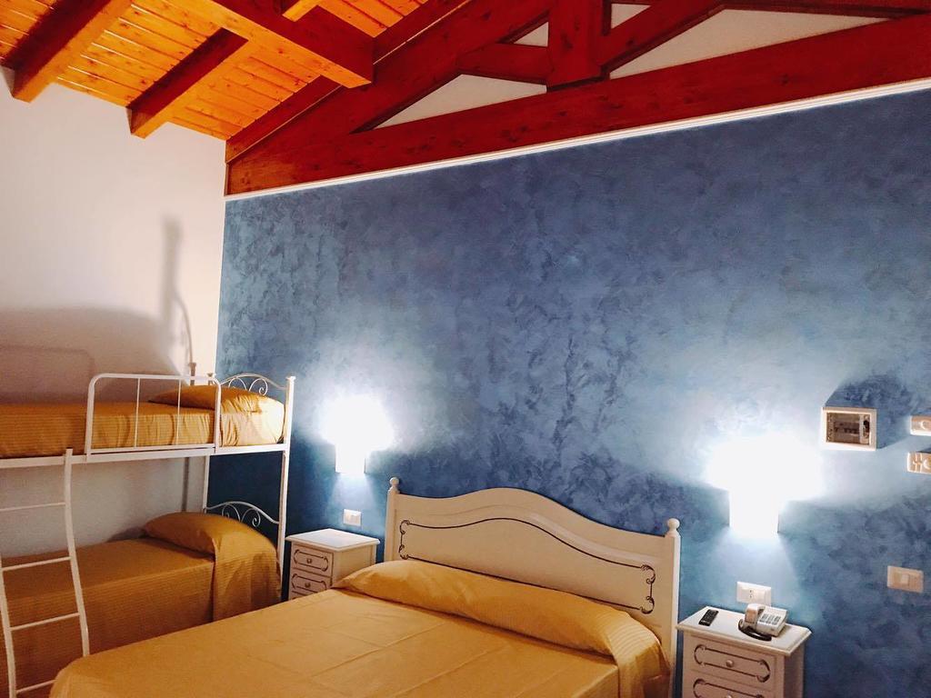 Agriturismo Ciociaro " Il Colle " Hotel Ristorante Ceprano Luaran gambar