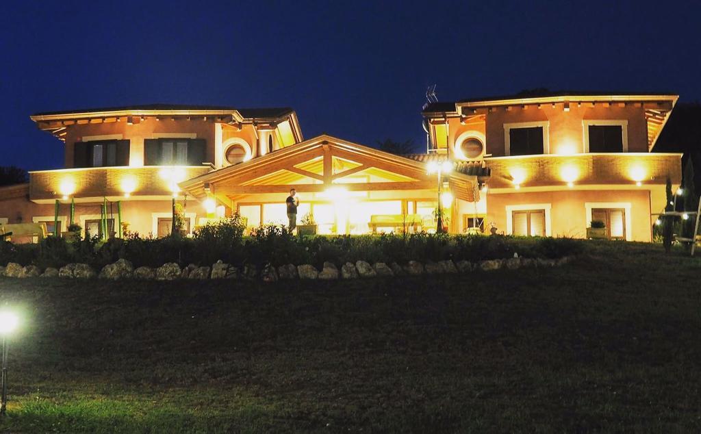 Agriturismo Ciociaro " Il Colle " Hotel Ristorante Ceprano Luaran gambar