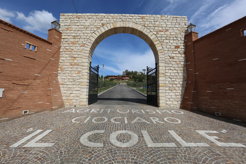 Agriturismo Ciociaro " Il Colle " Hotel Ristorante Ceprano Luaran gambar